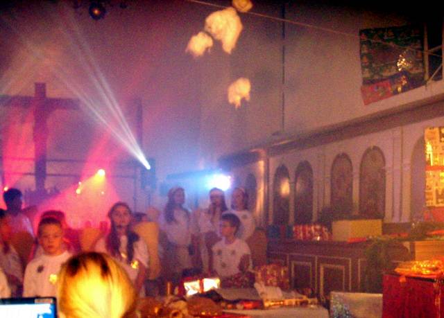 Datei:12.12.07 karow kirche 2.jpg