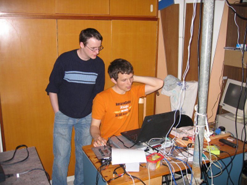 Datei:ET06 ArneUndMatthias M.jpg