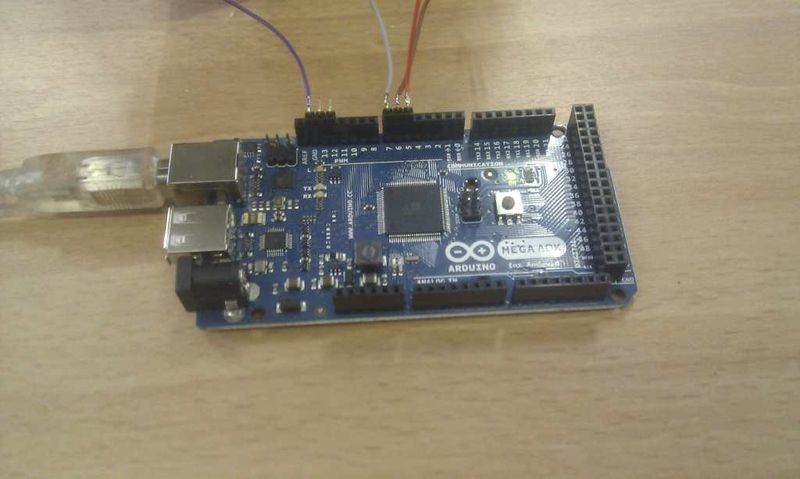 Datei:ArduinoBoard 20111120sm.jpg