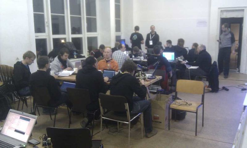 Datei:Arduino Gruppen 20111120sm.jpg