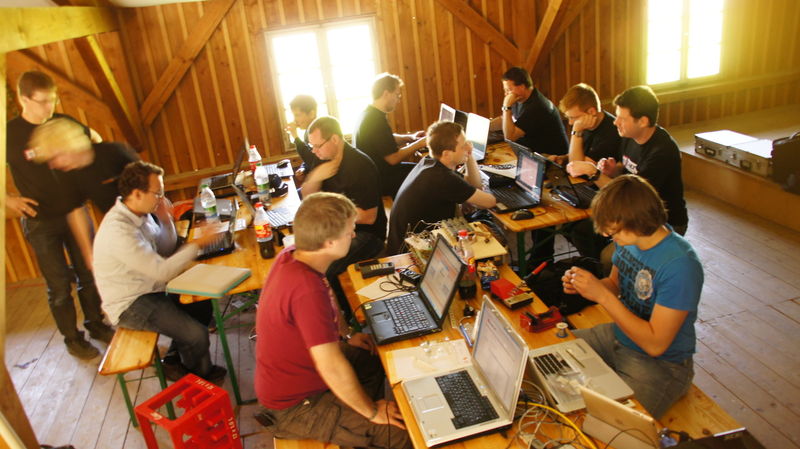 Datei:DMXCTreffen2012Coding.jpg