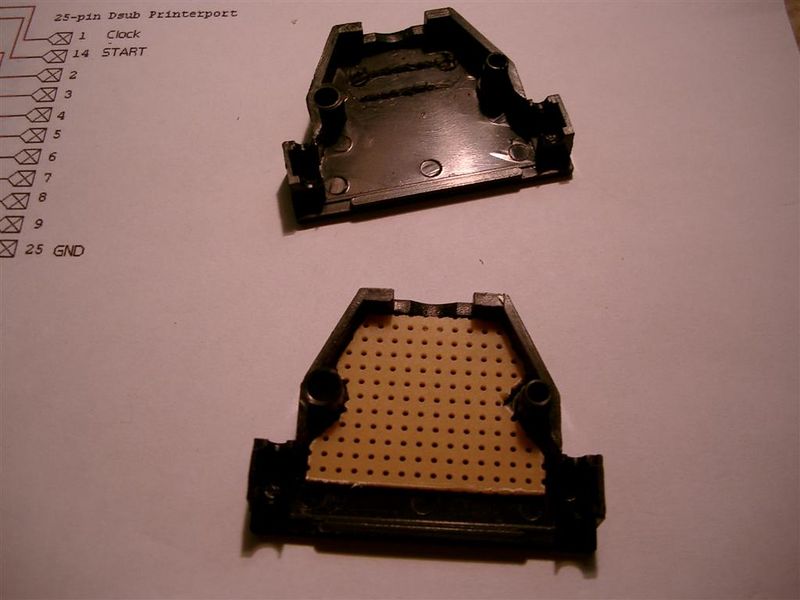 Datei:DMXSender pcb cut.jpg