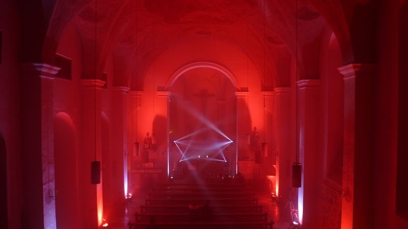 Datei:Kirche Nacht der Lichter2.JPG